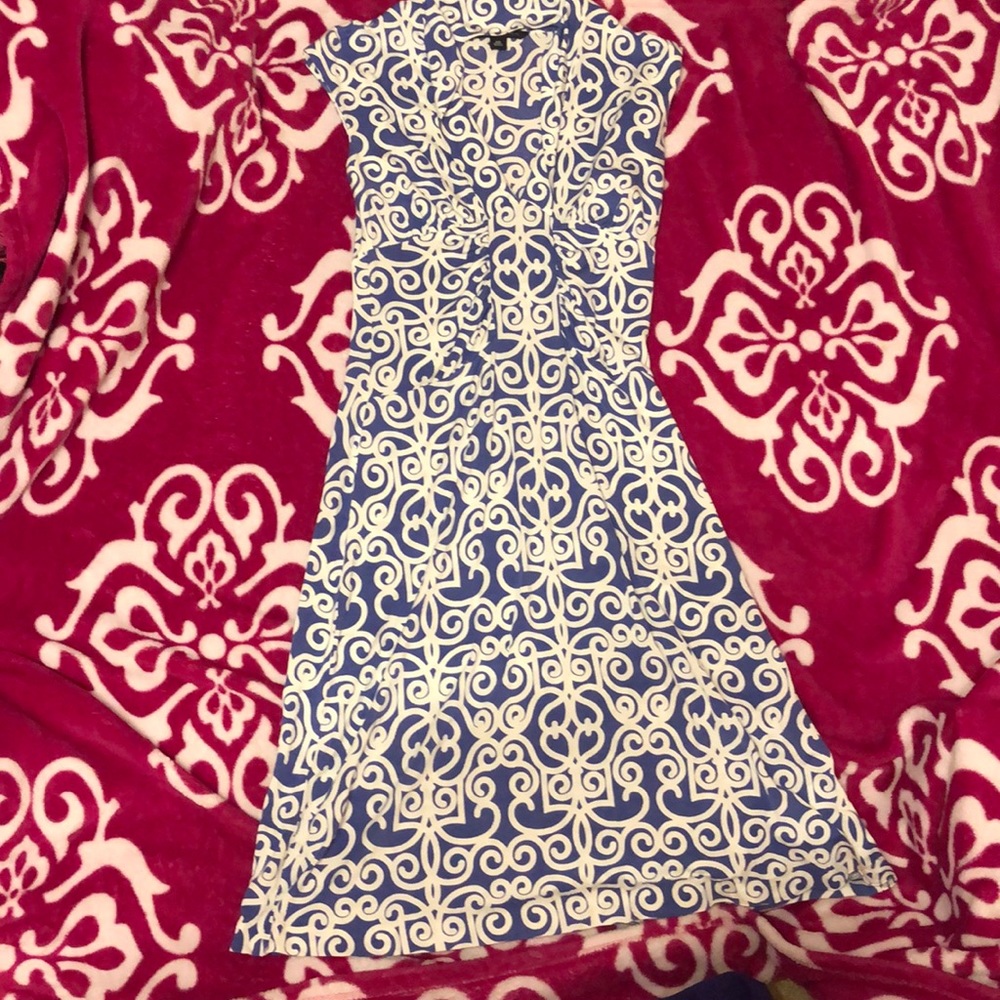 Banana republic casual V-neck dress